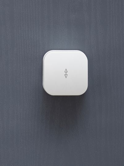 GLORY Выключатель 1-клавишный для открытой установки проходной 10А ВСп10-1-0-ХБ белый IEK