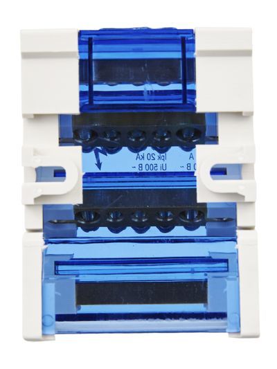 Шины на DIN-рейку в корпусе (кросс-модуль) ШНК 4х7 3L+PEN IEK