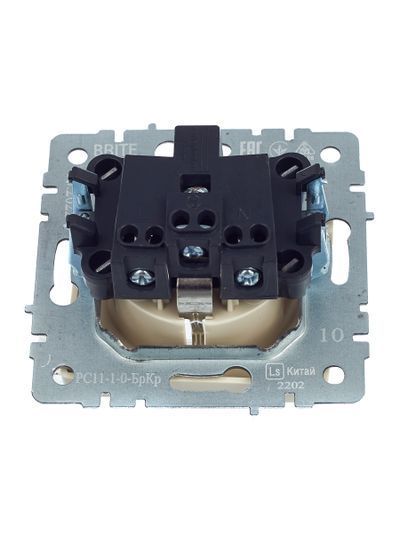 BRITE Розетка 1-местная с заземлением без защитных шторок 16А РС11-1-0-БрКр бежевый IEK