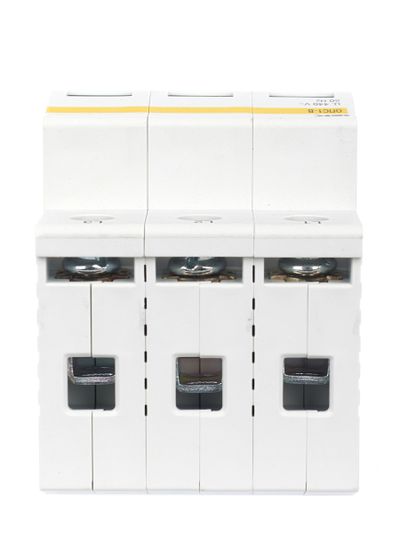 KARAT Ограничитель импульсного перенапряжения ОПС1-B 3P In=30кА Un=400В Im=60кА IEK