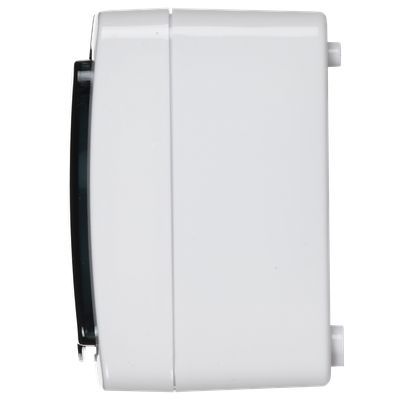 Блок горизонтальный для открытой установки БГб-22-31-ГПБд (Выключатель 1-клавишный + розетка 1-местная с заземляющим контактом) IP54 ГЕРМЕС PLUS (белый/дымчатый) IEK