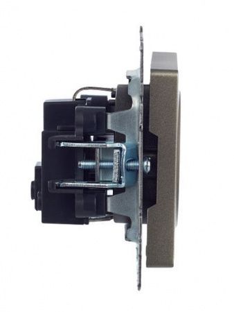 BRITE Розетка 1-местная с заземлением без защитных шторок 16А РС11-1-0-БрШ шампань IEK